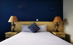 Castle Hotel
